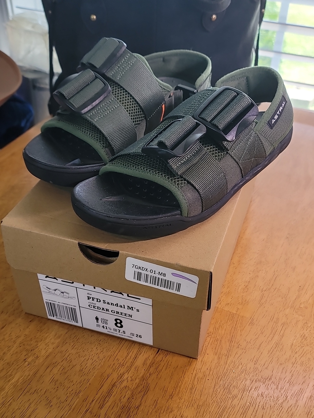 PFD Sandals Mens 8